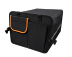 Organisateur de coffre voiture 140L pliable avec compartiments réglables, glacière intégrée et sangles de fixation dans un coffre de voiture.