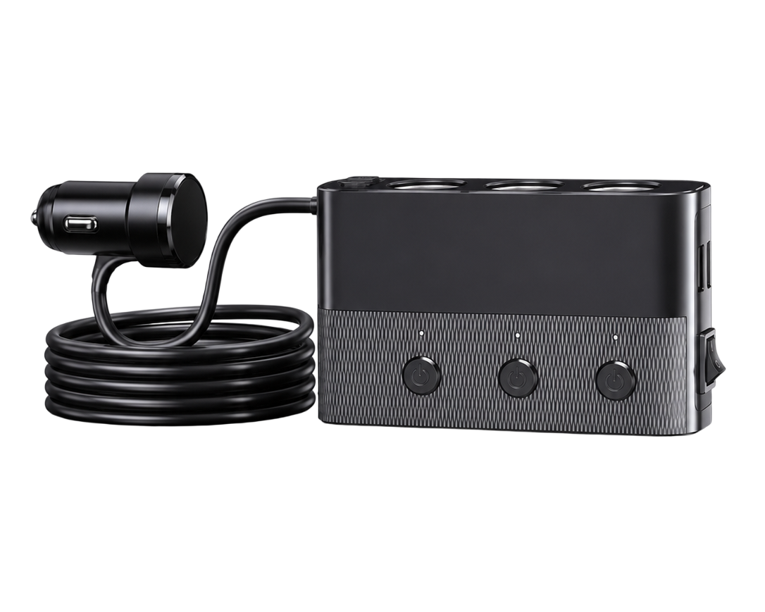 Répartiteur allume-cigare USB-C avec câble long, trois prises allume-cigare et ports USB pour voiture.