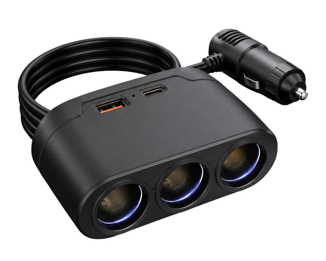 Répartiteur allume-cigare USB-C avec câble long, trois prises allume-cigare et ports USB pour voiture.